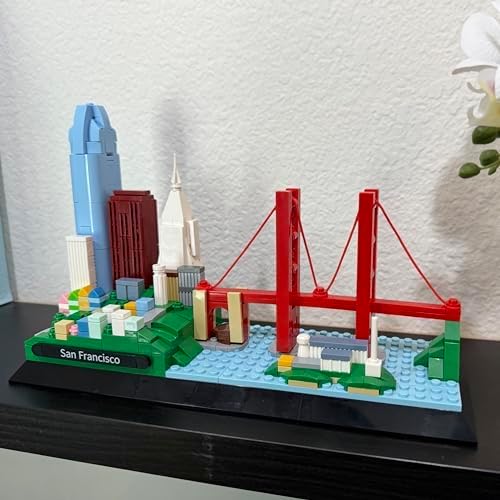San Francisco Skyline Building Block Set (459 Pieces) Features Golden Gate Bridge and More