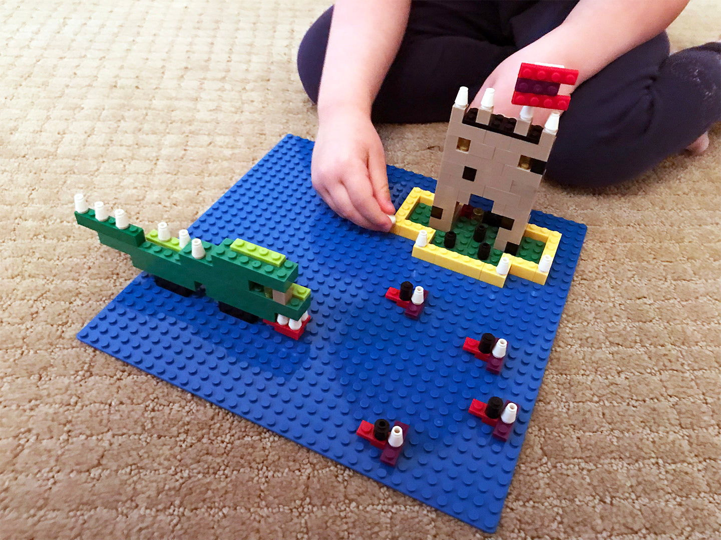 2 Blue Building Blocks Base Plates – Apostrophe Games